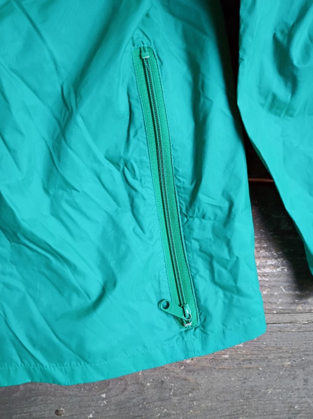 Helly Hansen Vintage Green Hooded Nylon Windbreaker Jacket Men's Small - Picture 7 of 7